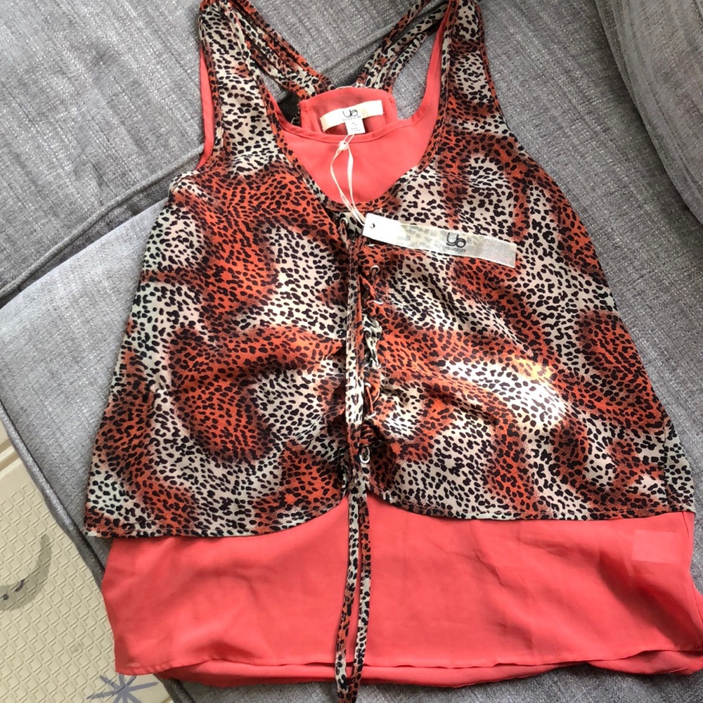 Ladies top size small
